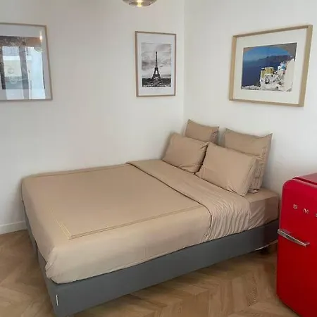 The Place To Be In Apartment