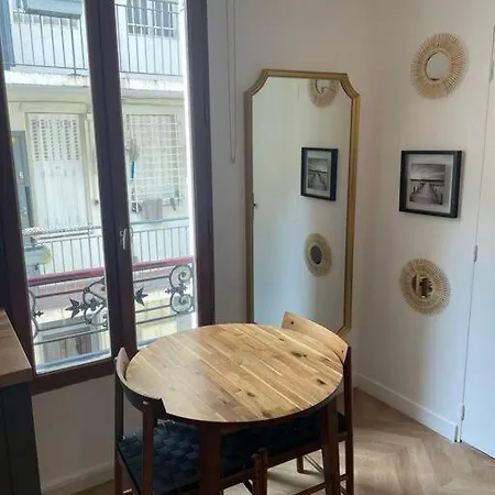 The Place To Be In Apartment
